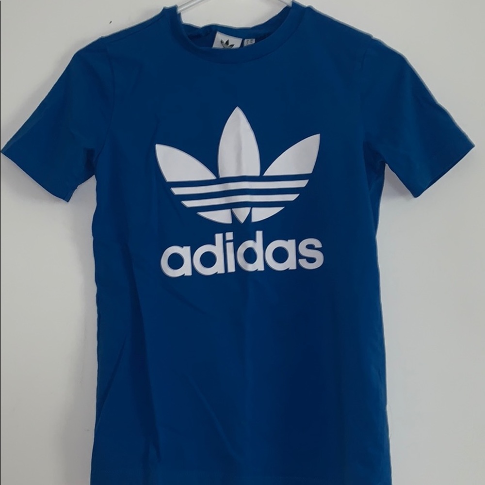 Adidas t-shirt